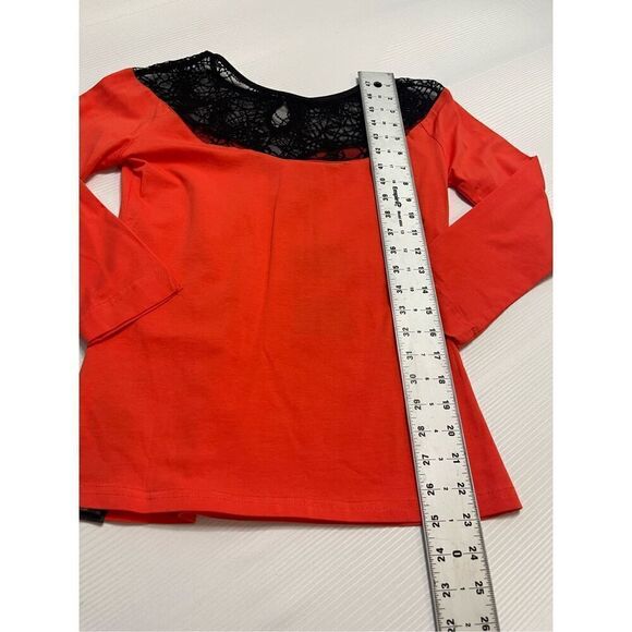 NWT Unique Vintage x Royal Monk Red Black Top Blouse Size Small New - Picture 5 of 11